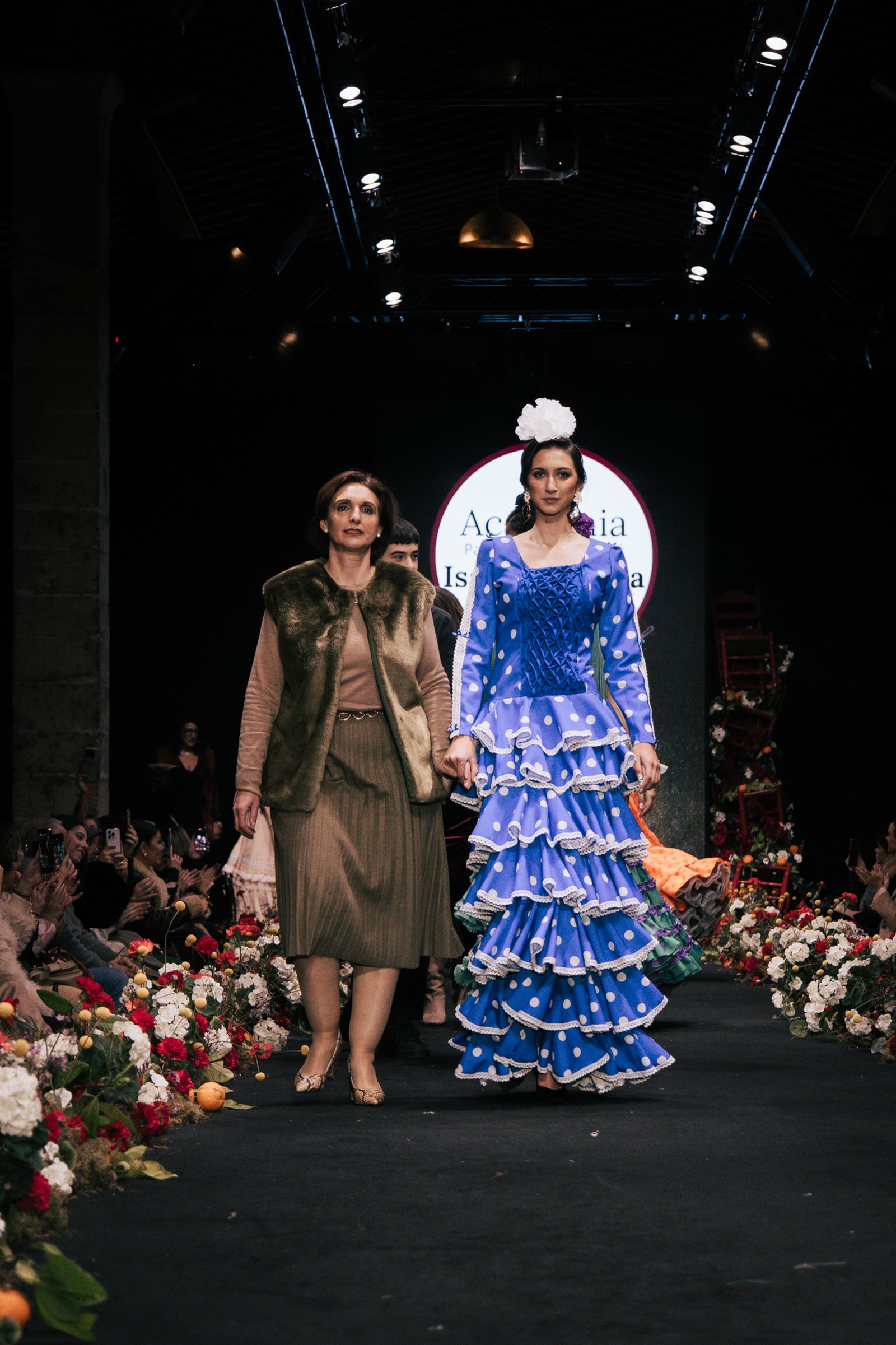 ACADEMIA ISABEL CAZORLA