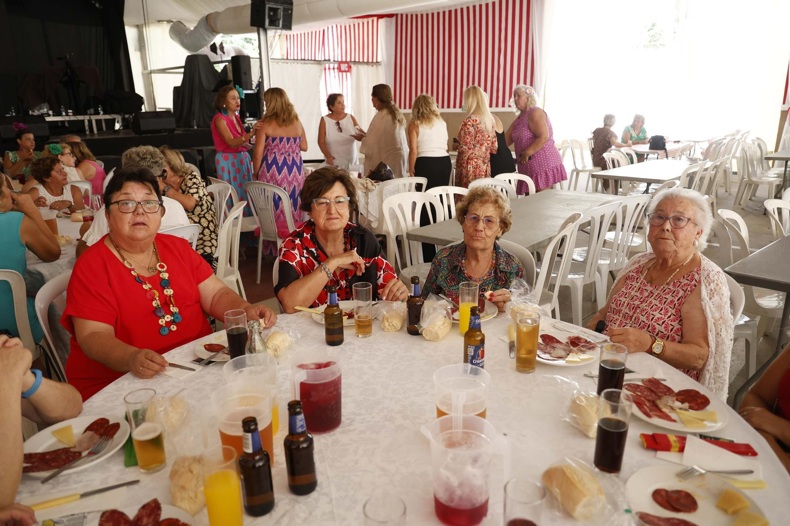Búscate en la comida de mujeres de la Feria Real de San Roque Búscate en la comida de mujeres de la Feria Real de San Roque