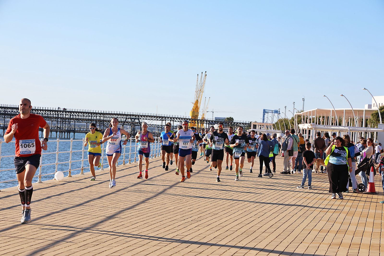 Imágenes de la 10K Huelva Avatel Telecom 'Puerta del Descubrimiento'