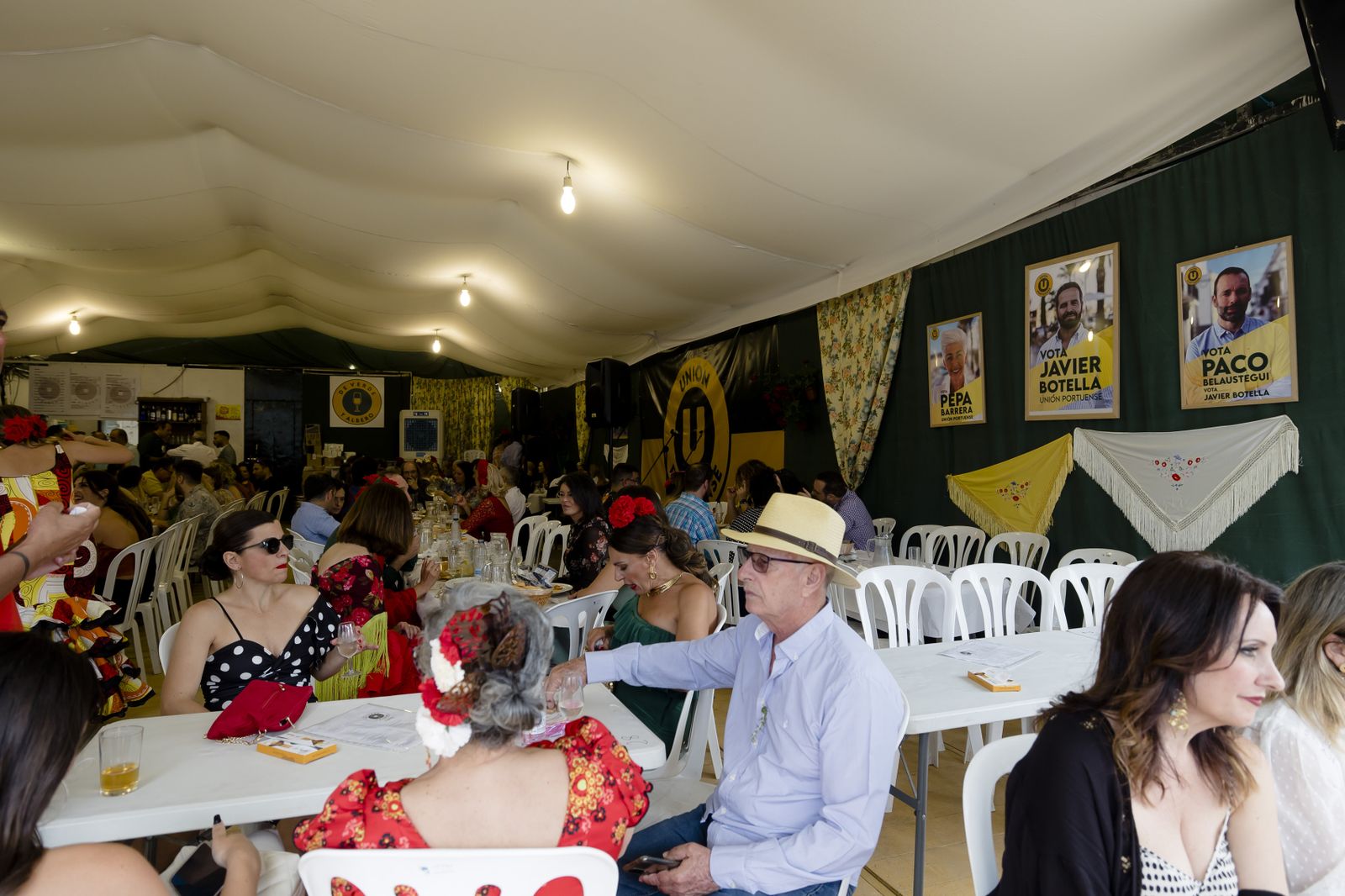 Primer día de la feria del Puerto de Santa María en imágenes