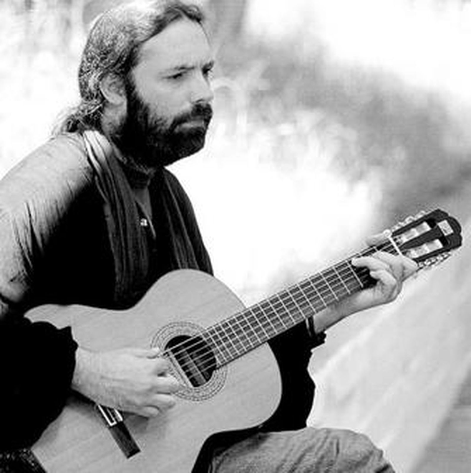 El cantautor Nacho Dueñas.