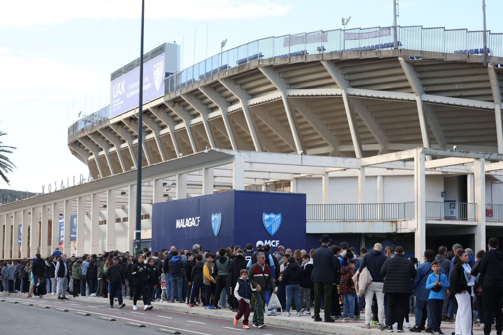 Búscate en las fotos del entrenamiento del Málaga CF en La Rosaleda