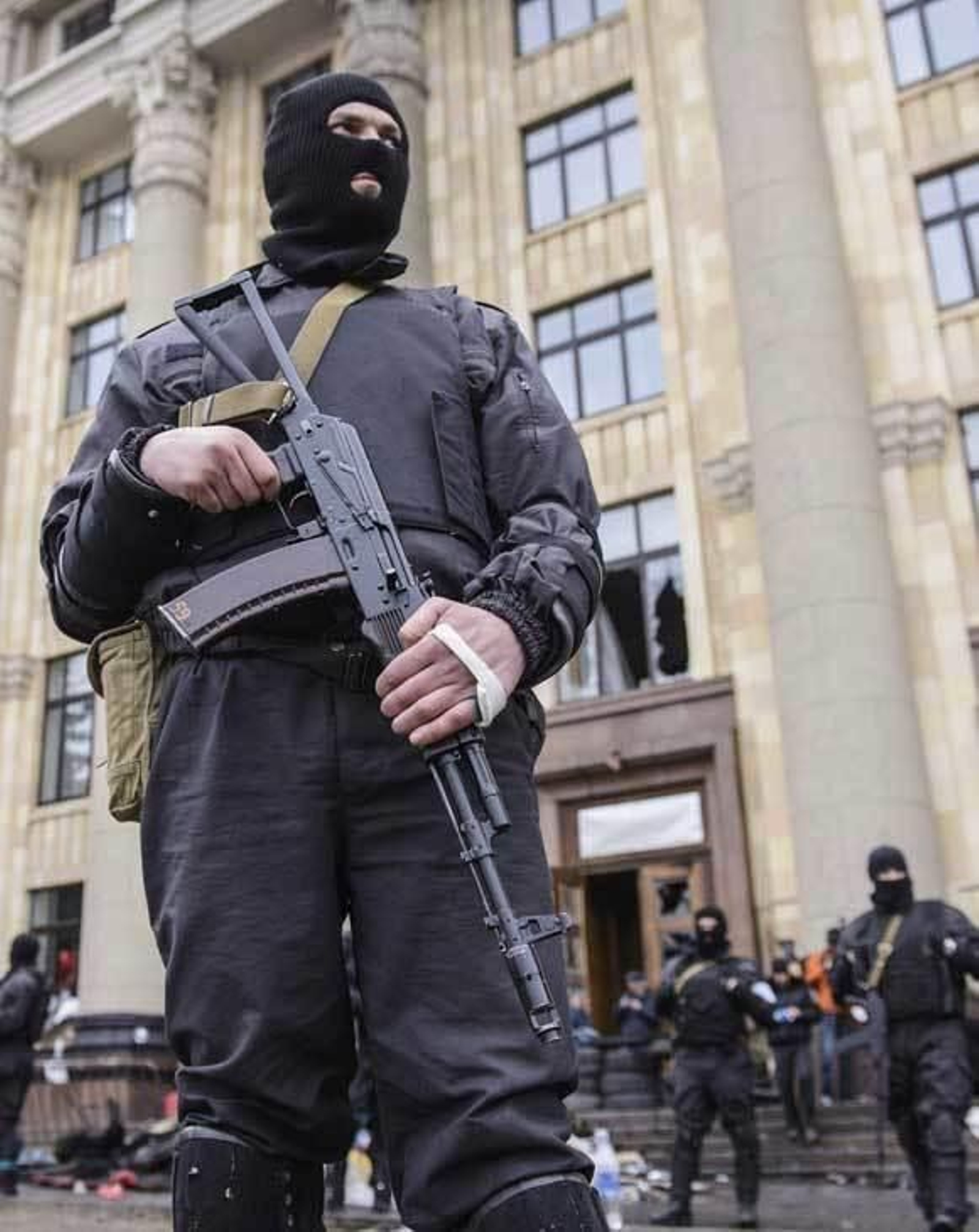 Rusia advierte a Ucrania de que sus preparativos pueden desatar una guerra civil