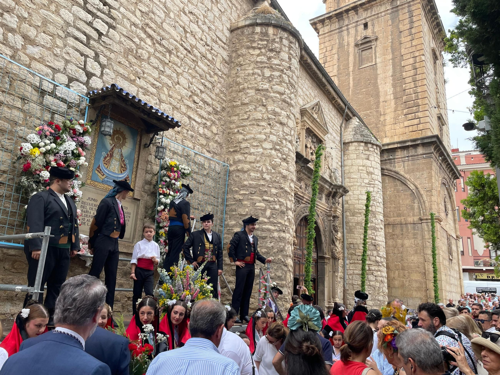Ofrenda floral a la Virgen de la Capilla, en imágenes