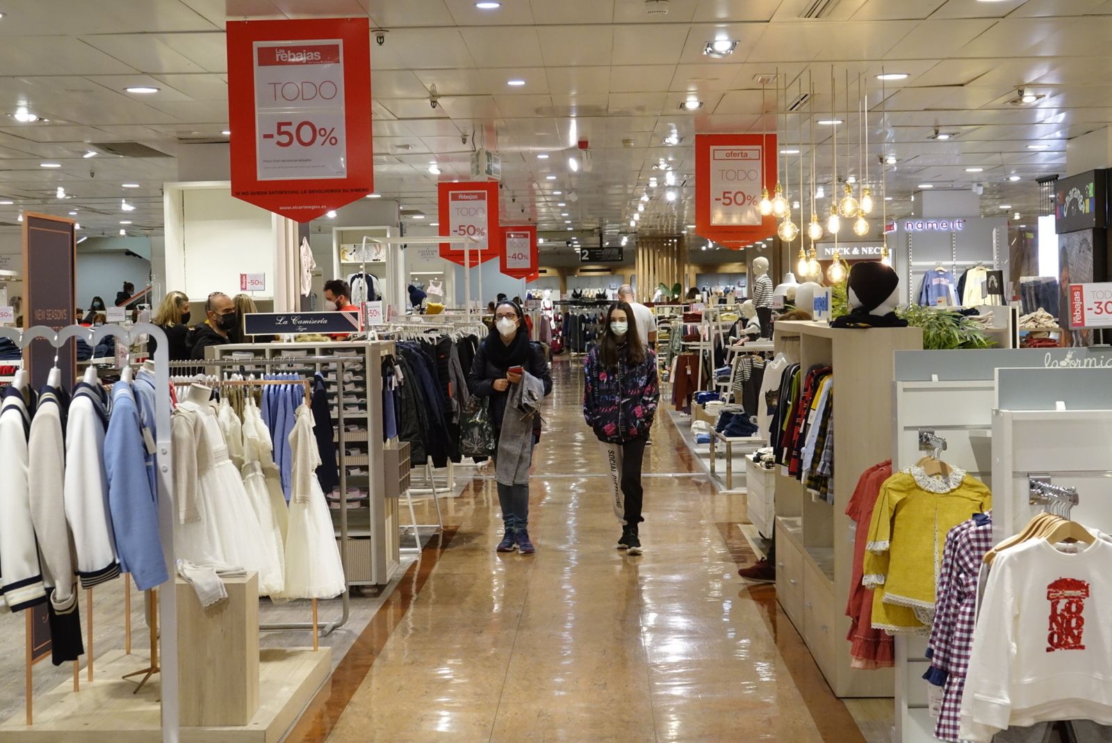 Primer día de rebajas en Málaga, en fotos