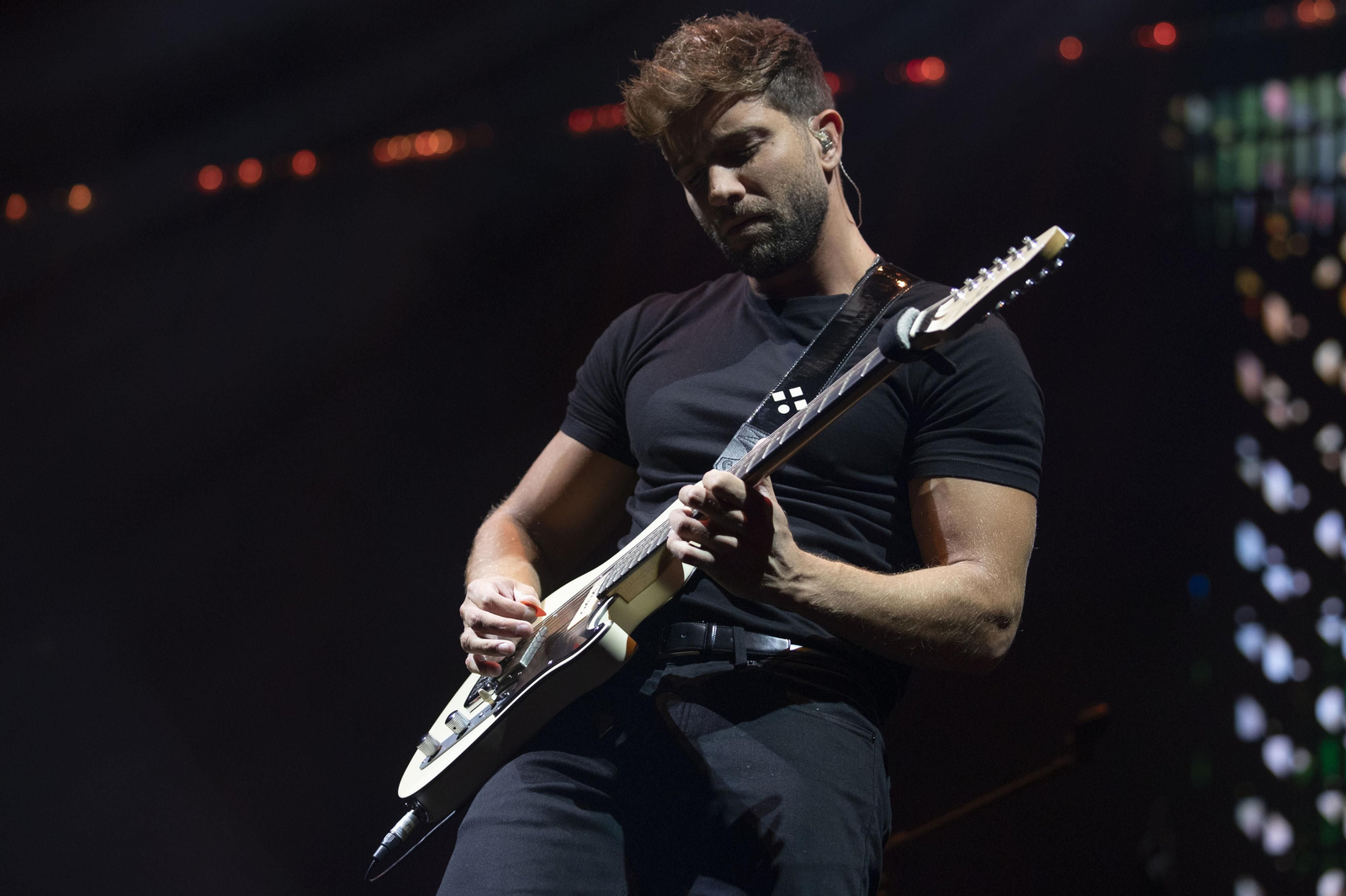Pablo Alborán con 'la Cuarta Hoja' triunfa en la Plaza de Toros de Granada