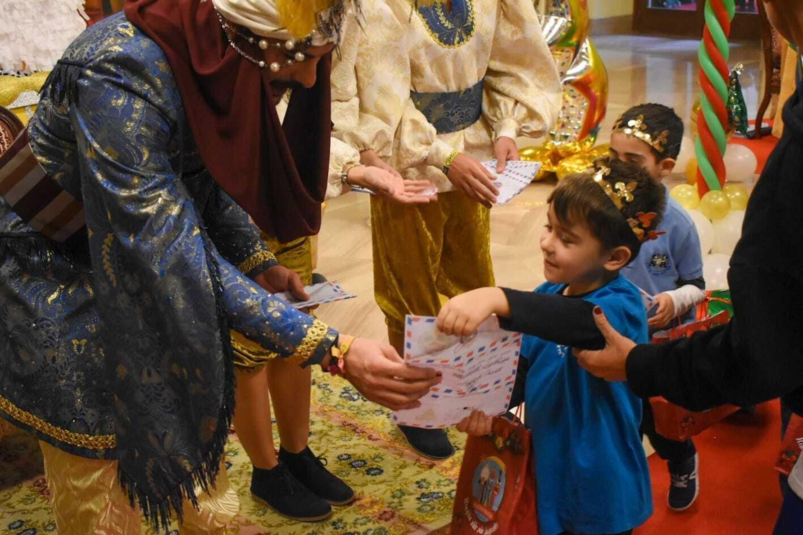 Imágenes de la Gala de la Ilusión de los Reyes Magos de Cádiz