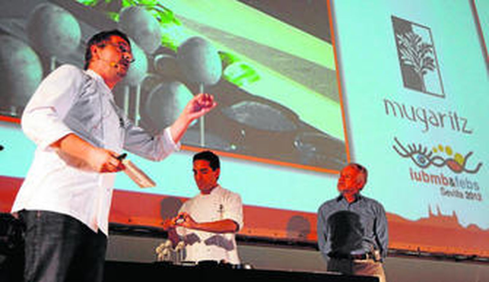Andoni Aduriz y Unai Ugalde se subieron ayer juntos al escenario del Auditorio de Fibes.