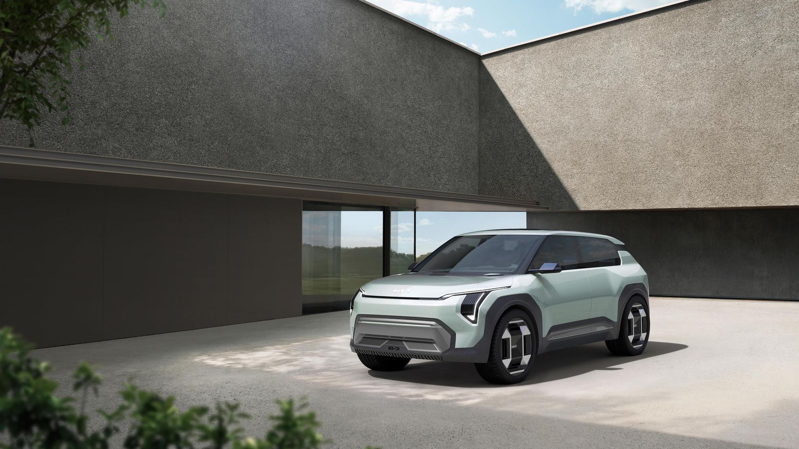 El futuro EV3, hoy con el apellido concept, vendría a ocupar un espacio en el mercado en el que Kia tiene hoy al e-Niro.