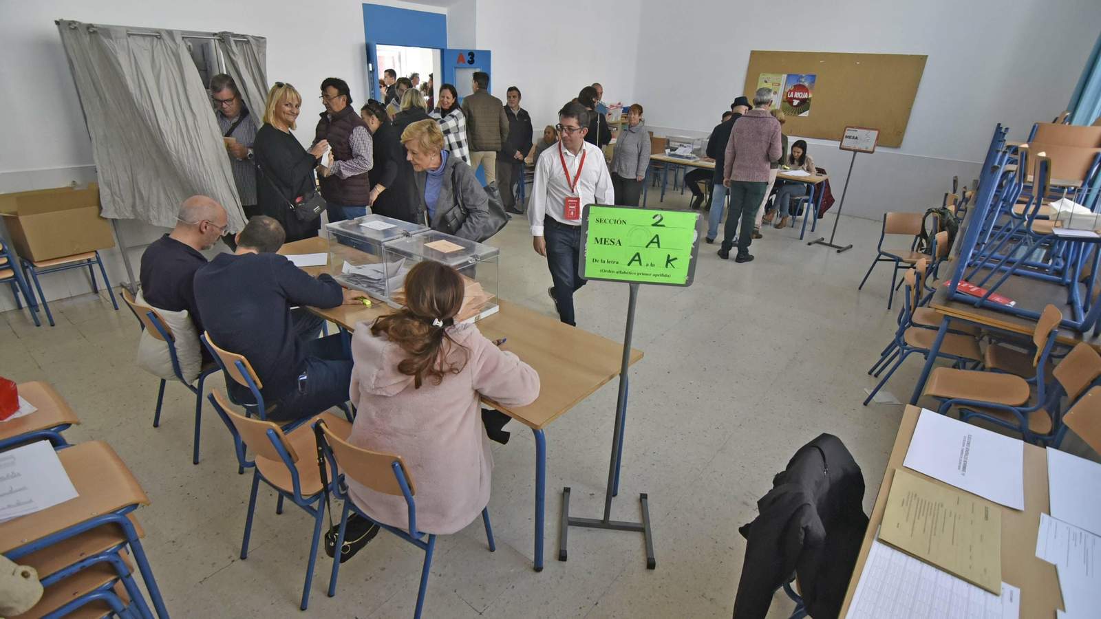 Las mejores fotos de la jornada electoral en La Línea