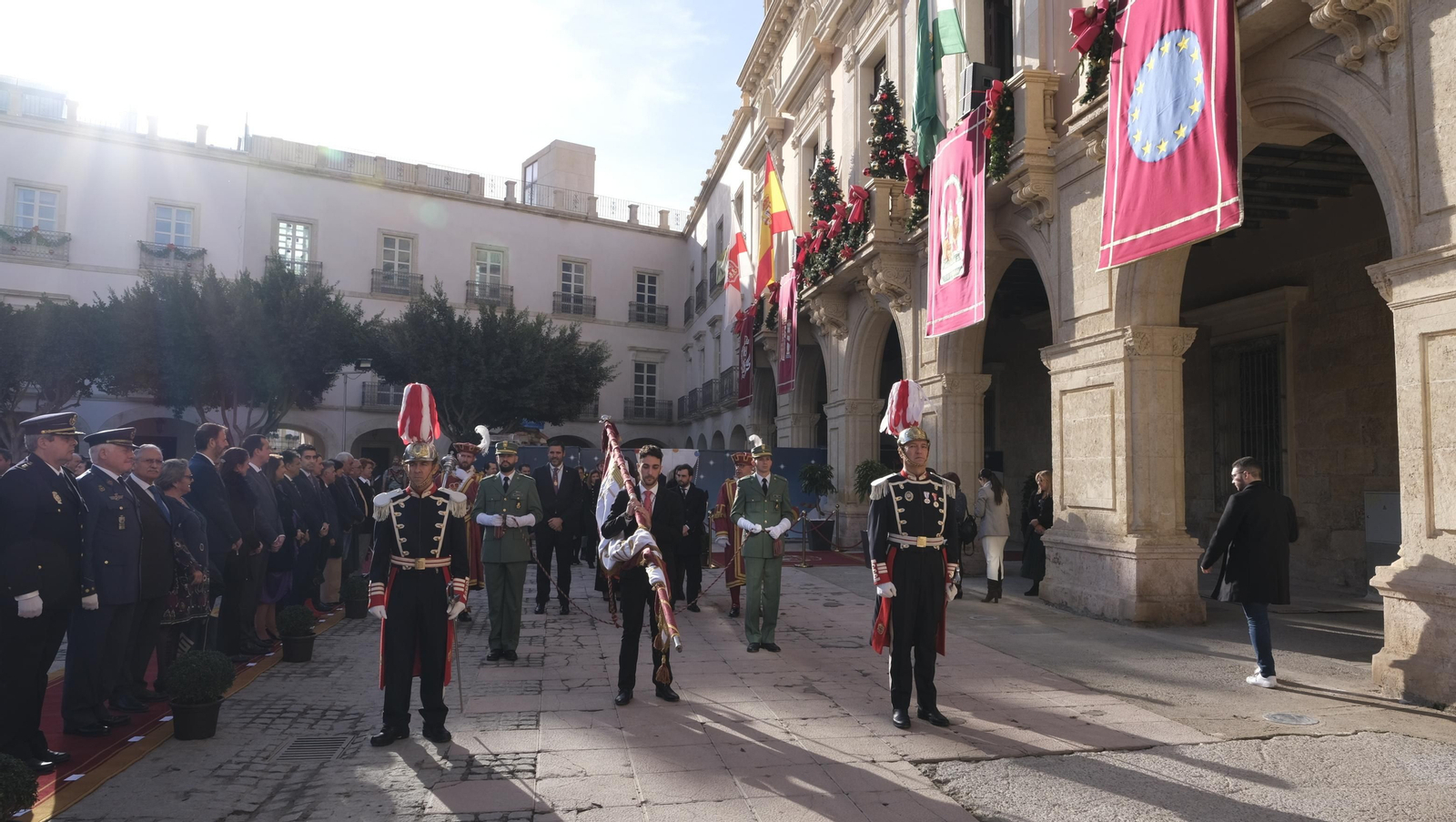 Imágenes de la celebración del Día del Pendón en Almería