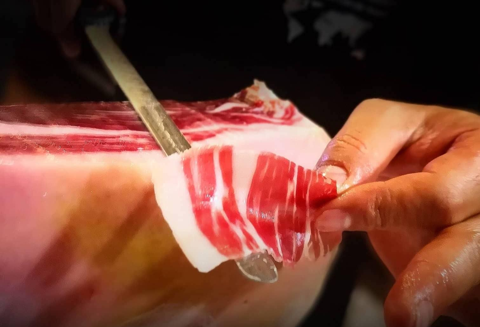 Descubre el tesoro ibérico de esta reconocida empresa familiar de Corteconcepción