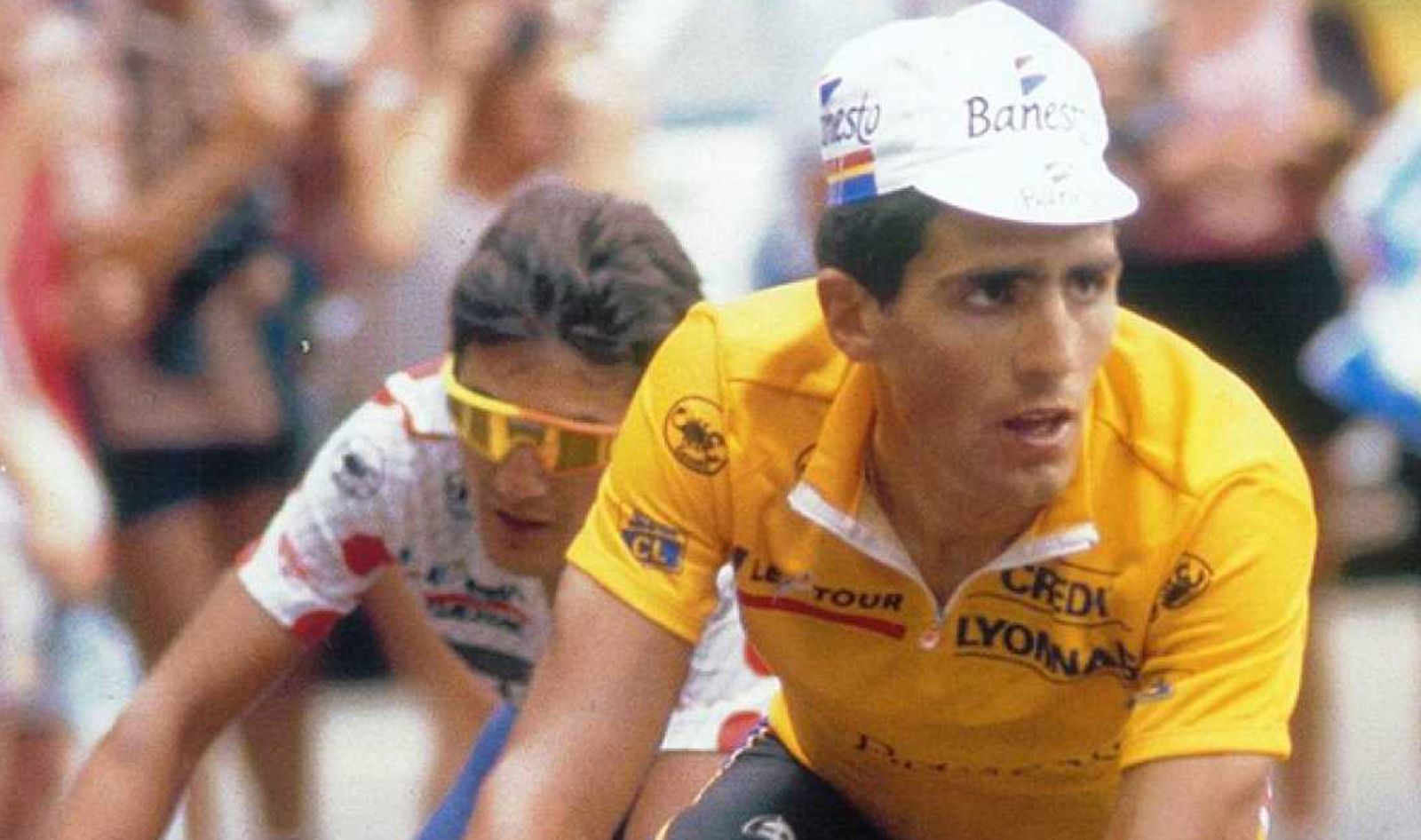 1992 hace 25 añosMiguel Indurain sube por segunda vez al podium de París