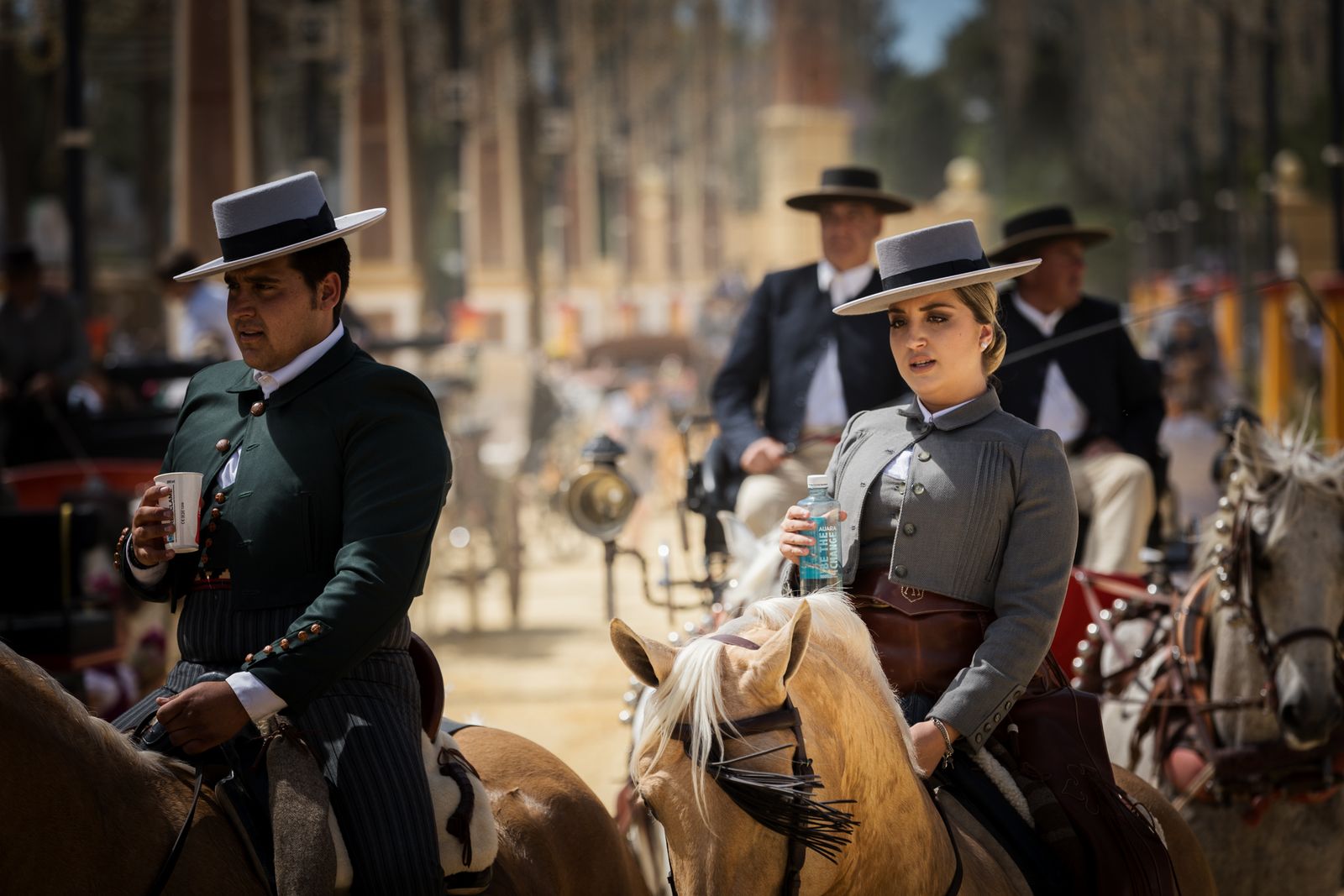 Calor y ambiente en el último día de la Feria de Jerez