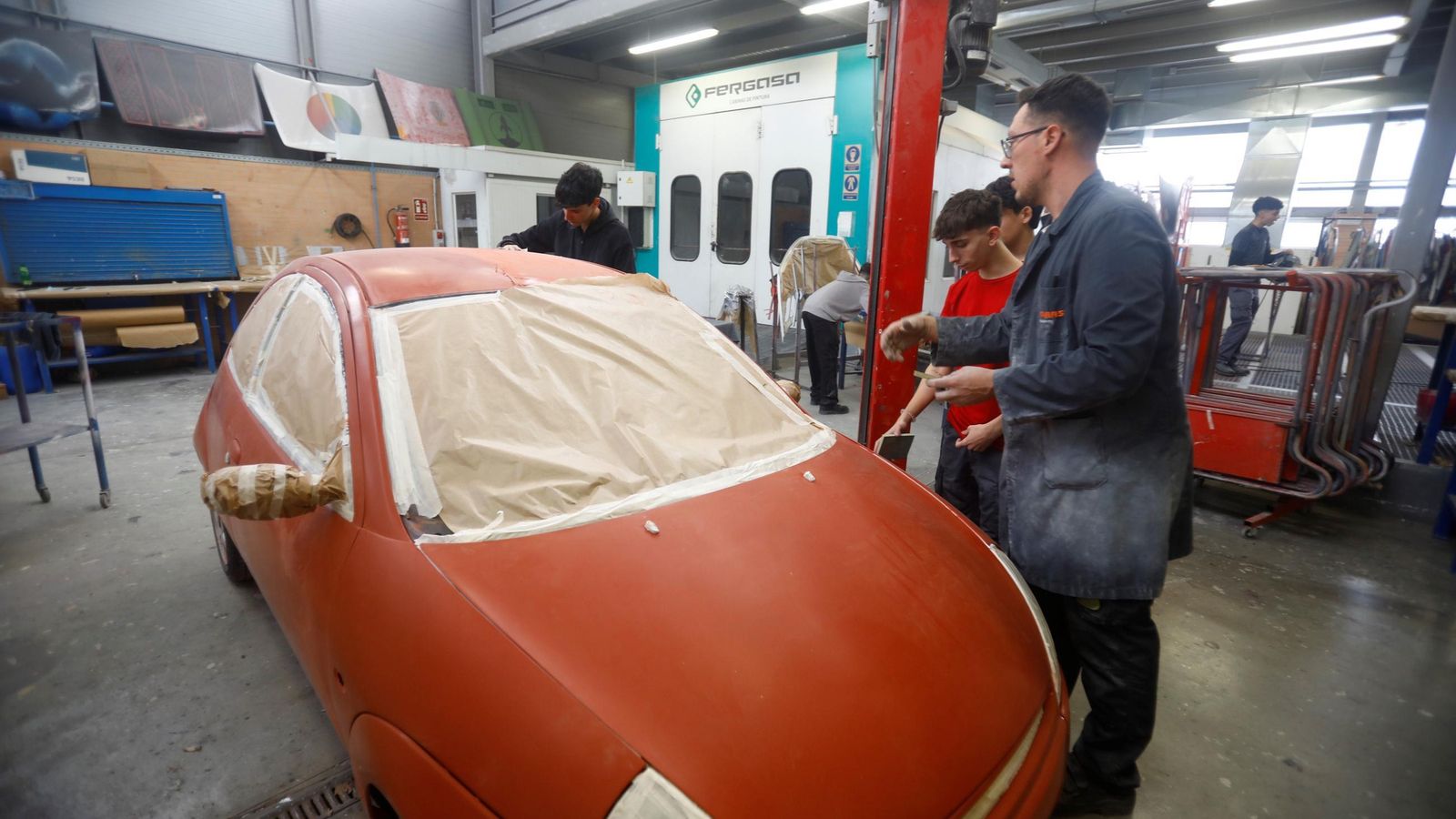 Alumnos de FP del instituto Zoco, en una clase.