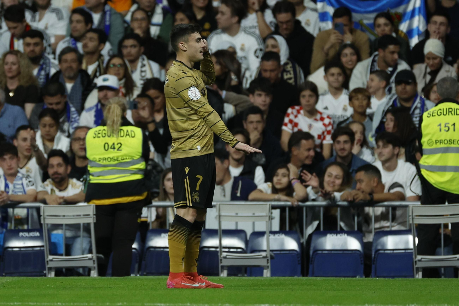 Las fotos del Real Madrid - Real Sociedad camino del Estadio de la Cartuja
