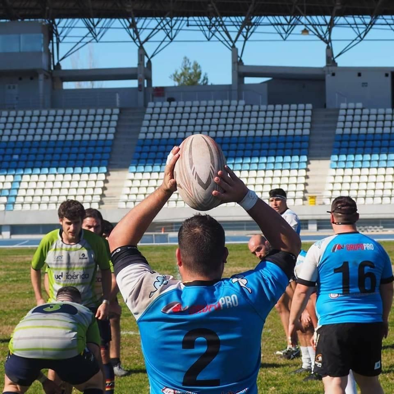 El Bifesa Tartessos disputando un partido en el Emilio Martín