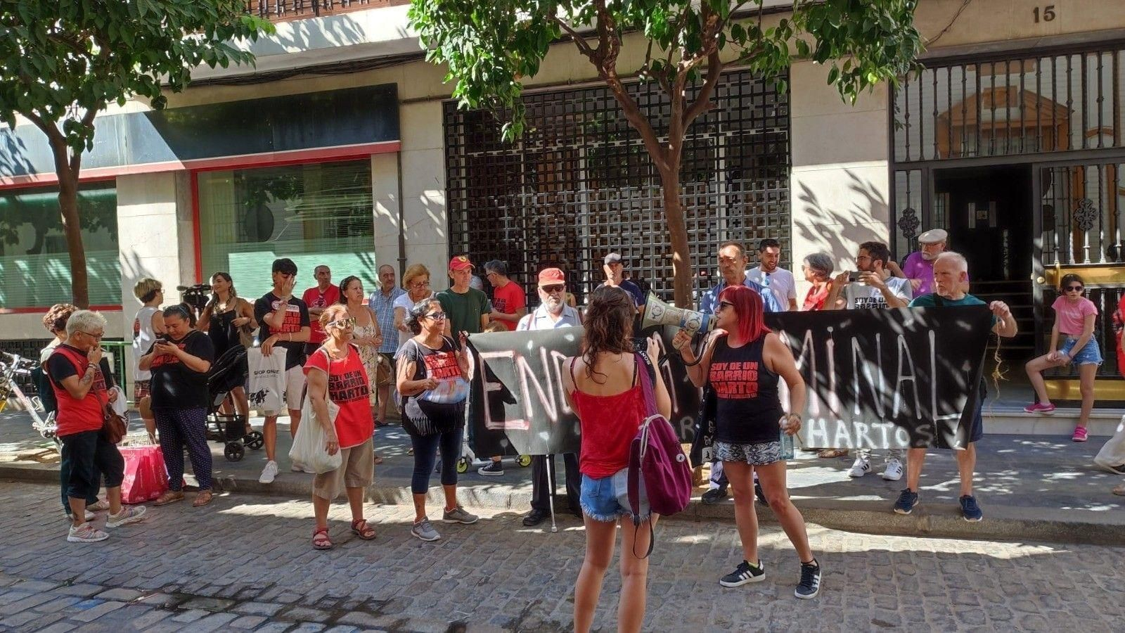 Afectados por los cortes de luz en Sevilla exigen a la Junta datos sobre inspecciones e inversiones