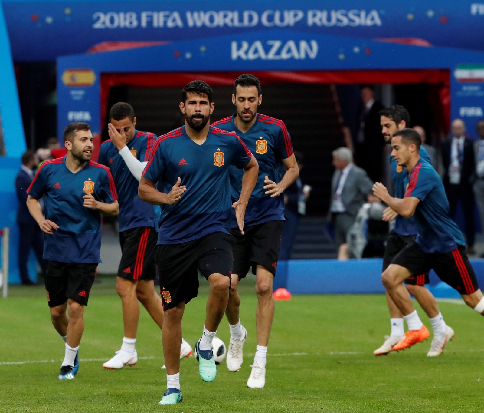 Entrenamiento de España en el estadio de Kazán. / EFE