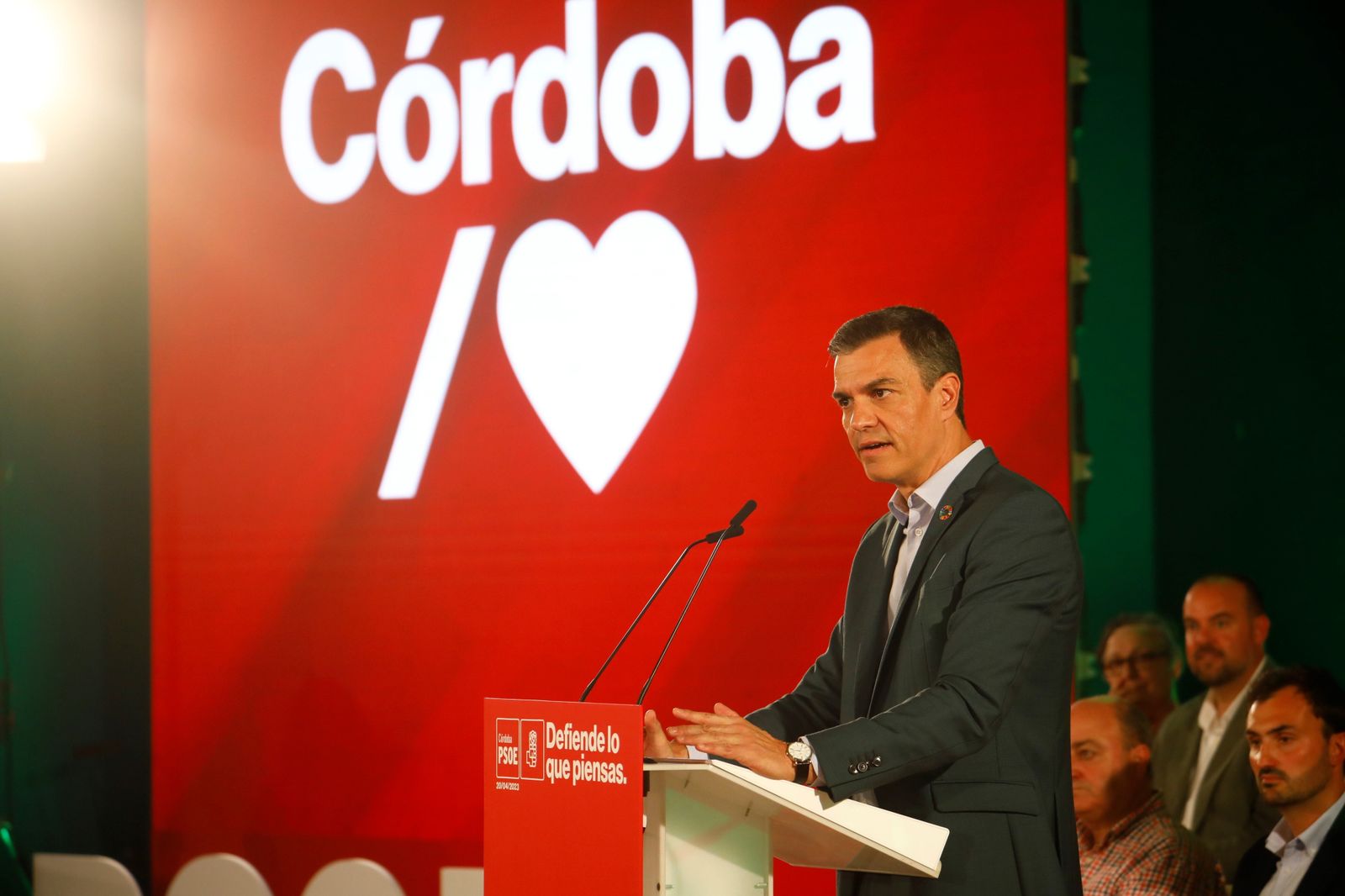 La visita de Pedro Sánchez a Córdoba, en imágenes