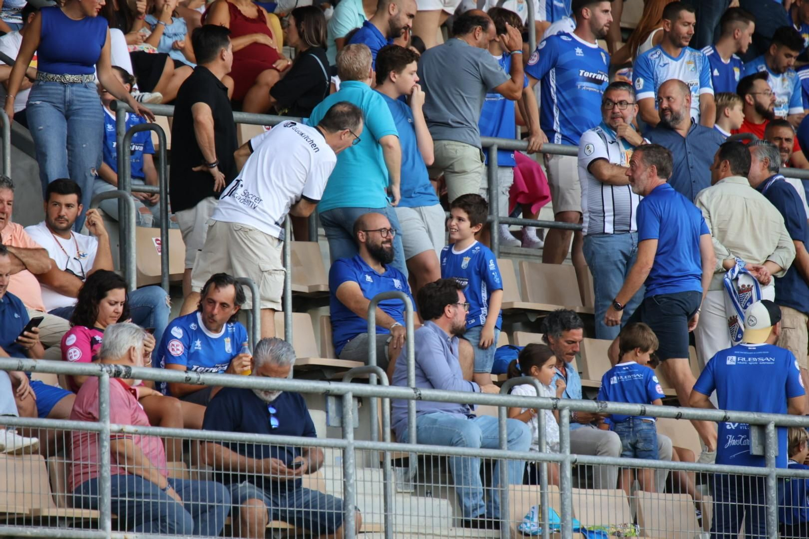 Imágenes del Xerez CD y Salerm Puente Genil en Chapín