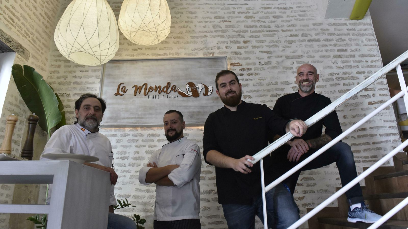 Los responsables de La Monda.