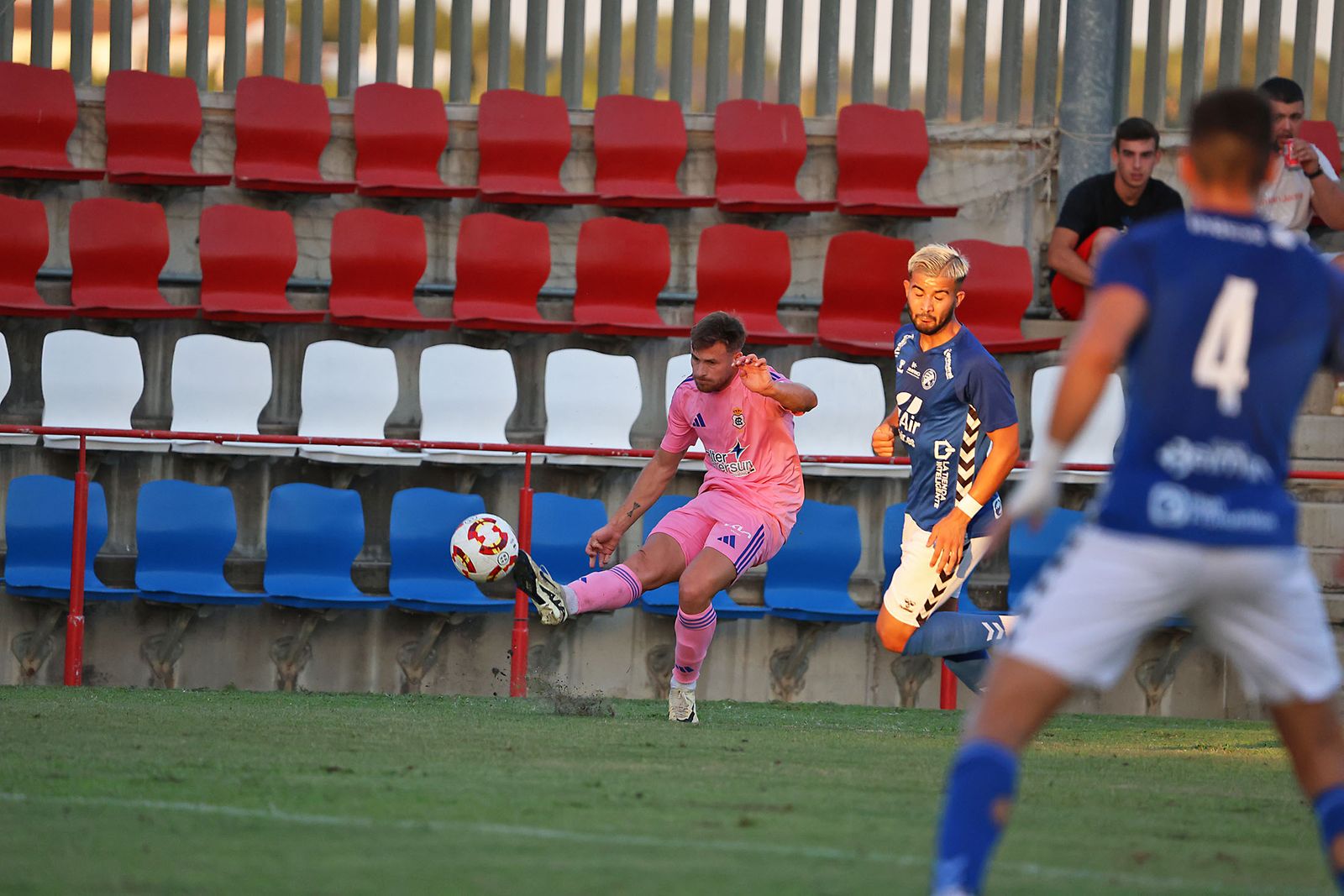 Imágenes del amistoso entre el Recreativo de Huelva y el Xerez  DFC