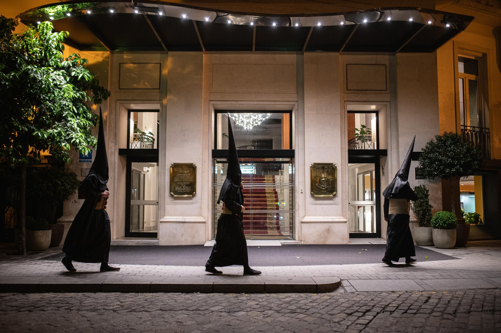 Las imágenes de la Hermandad del Calvario en la Semana Santa de Sevilla 2024