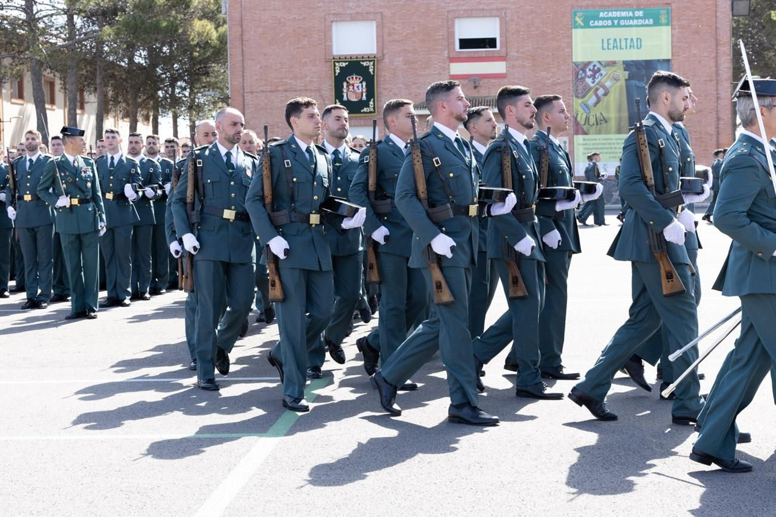 Jura de bandera de la 130ª promoción de guardias civiles de la Academia de Baeza