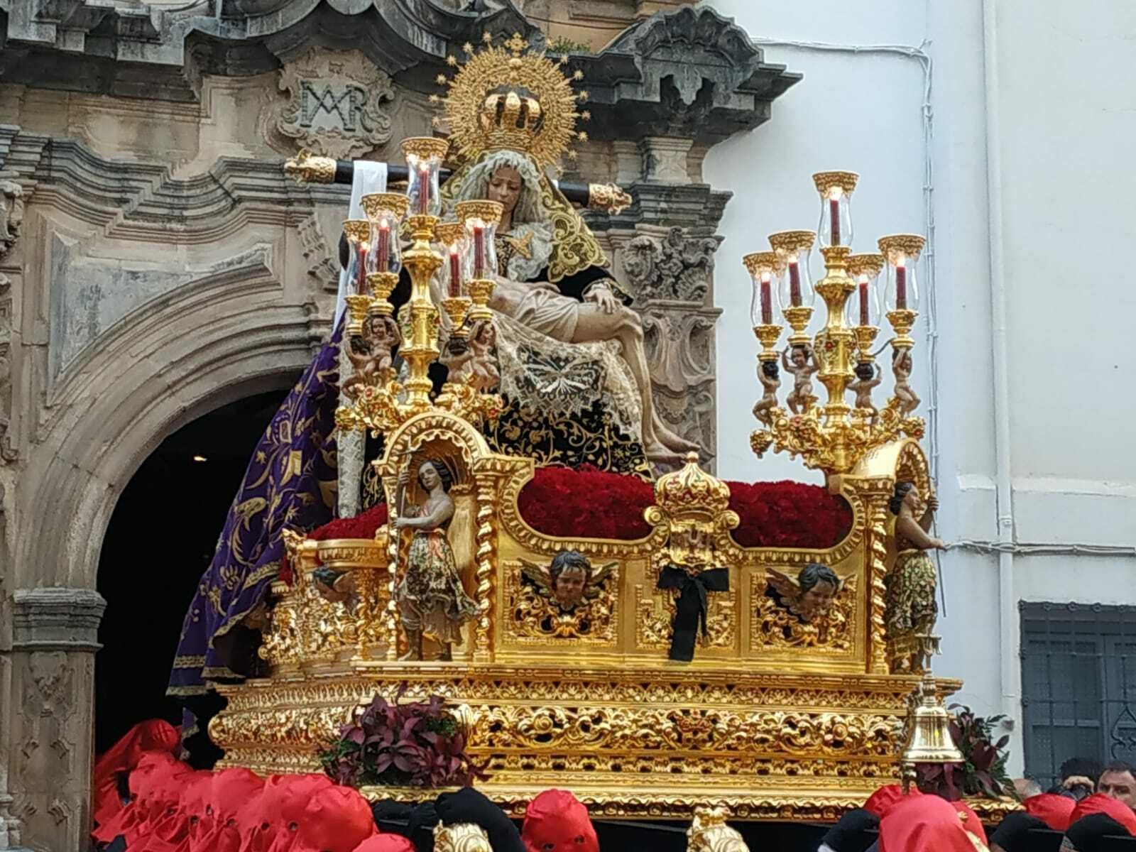 Las imágenes del Viernes Santo en la provincia
