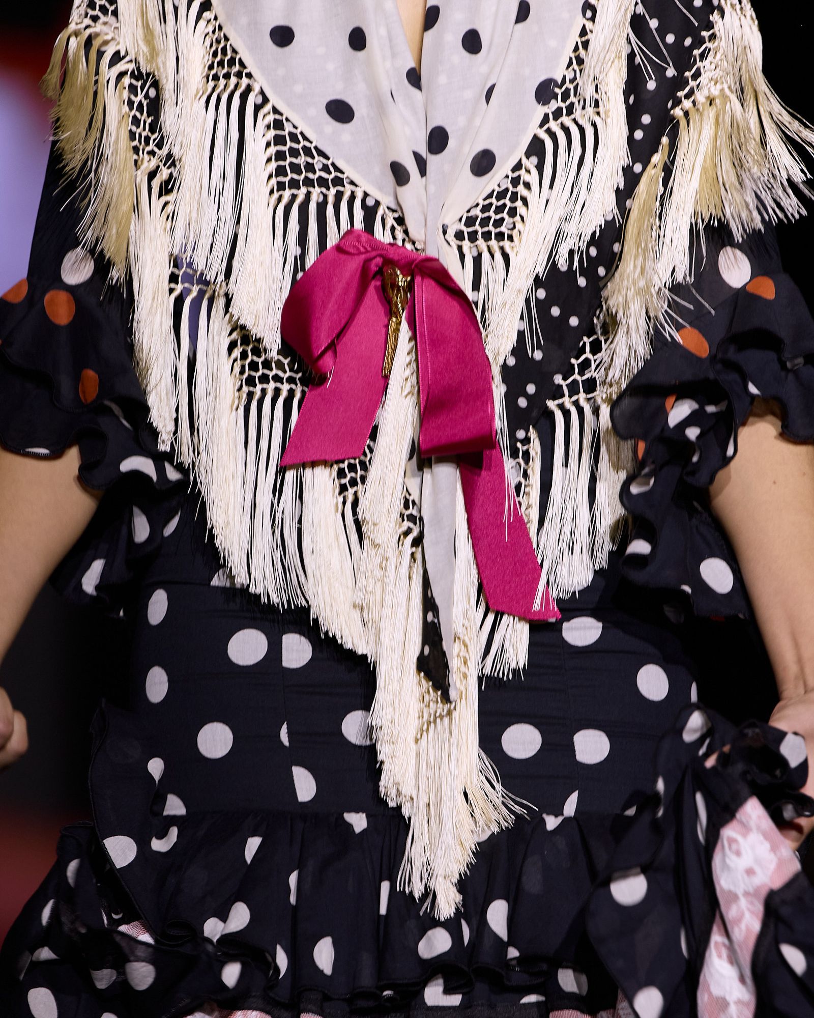 El desfile de flamenca Pol Núñez en We Love Flamenco 2026, todas las fotos