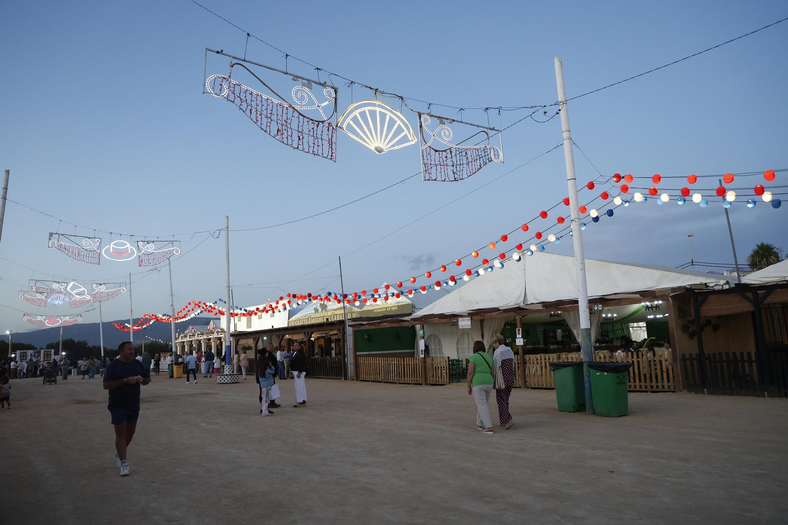 Búscate en las fotos del martes en la Feria de Tarifa 2025