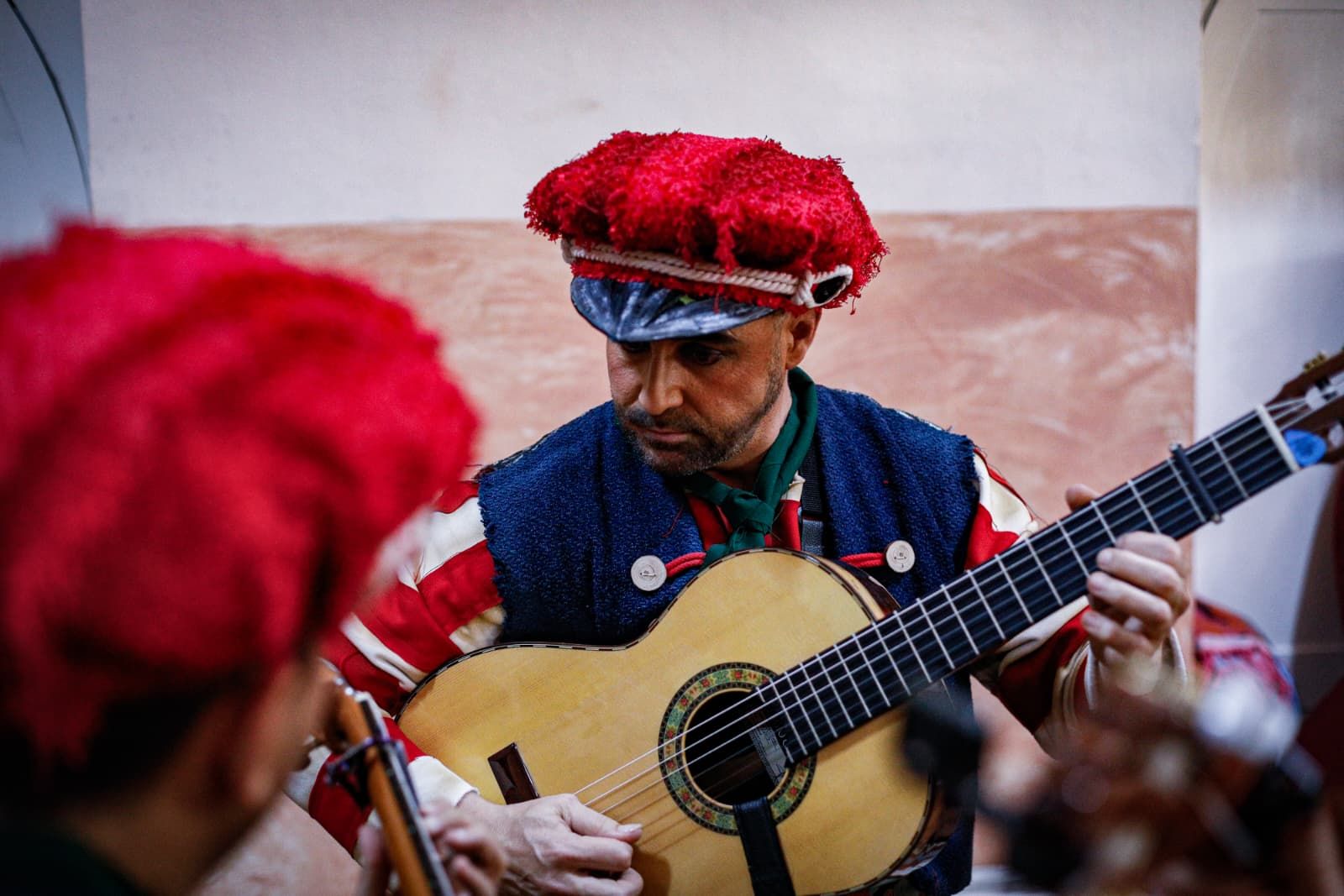 Búscate entre las mejores imágenes de la sexta sesión de cuartos de final del COAC 2026