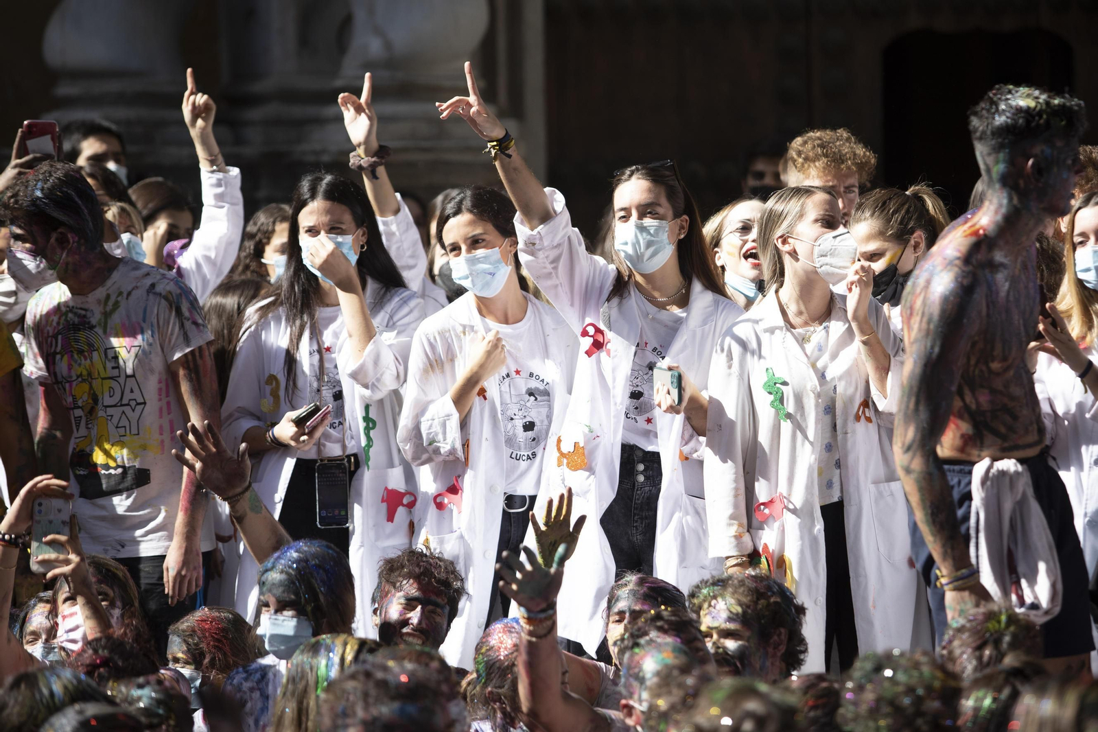 Estudiantes de Medicina celebran San Lucas