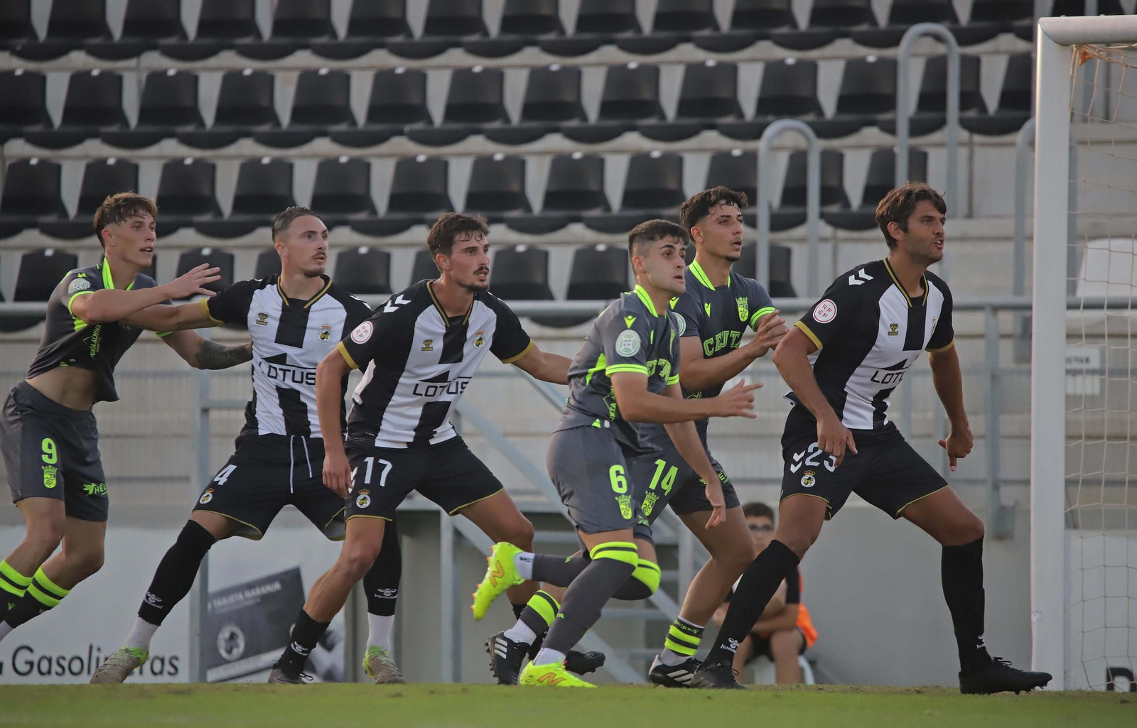 Un lance del Balona-Ceuta B.