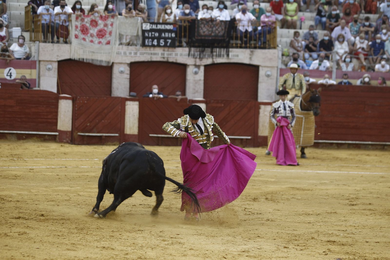Fotogalería primera corrida de toros Feria de Almería