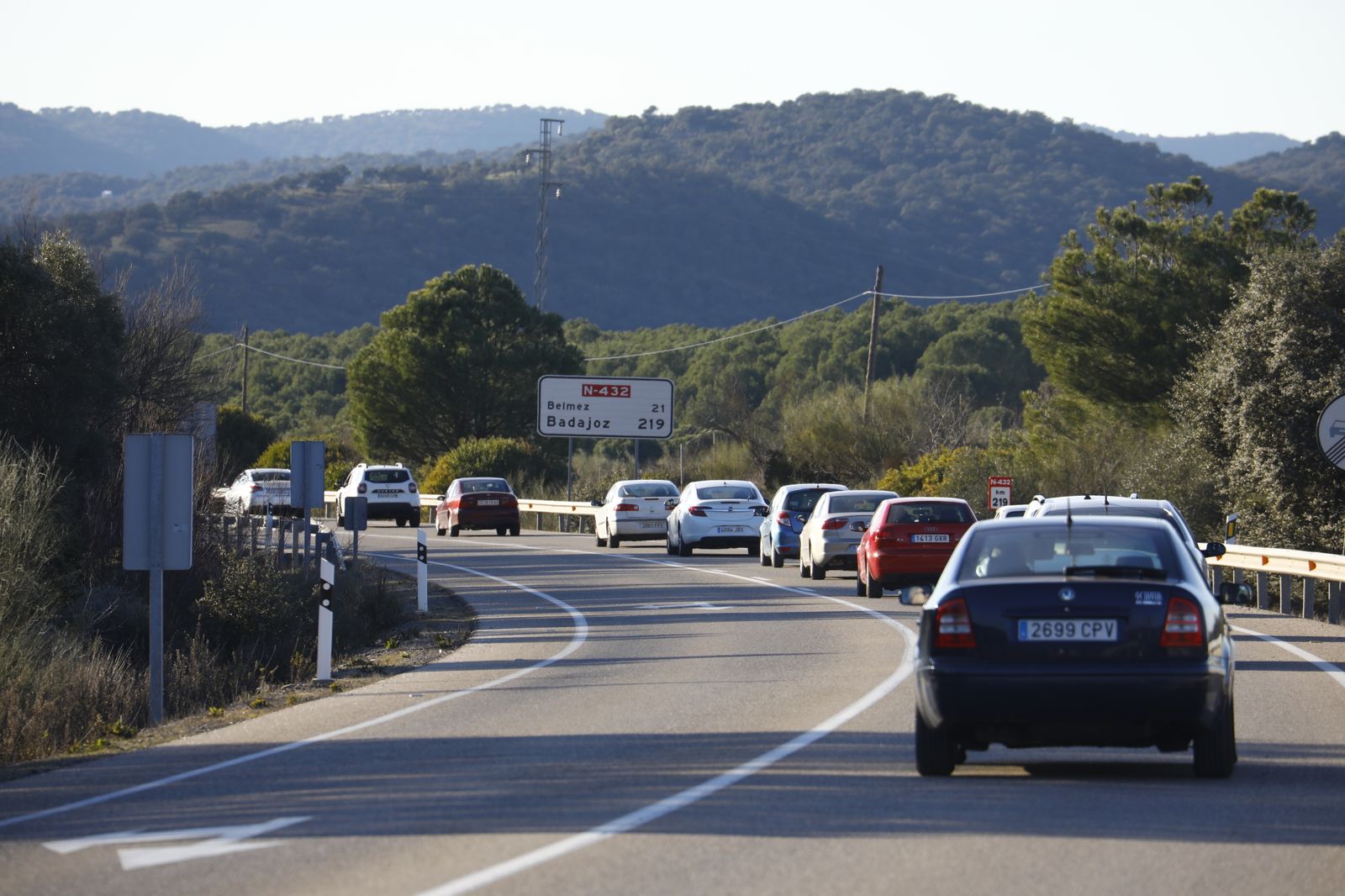 Las fotografías de la marcha lenta entre Córdoba y Badajoz para exigir la autovía A-81