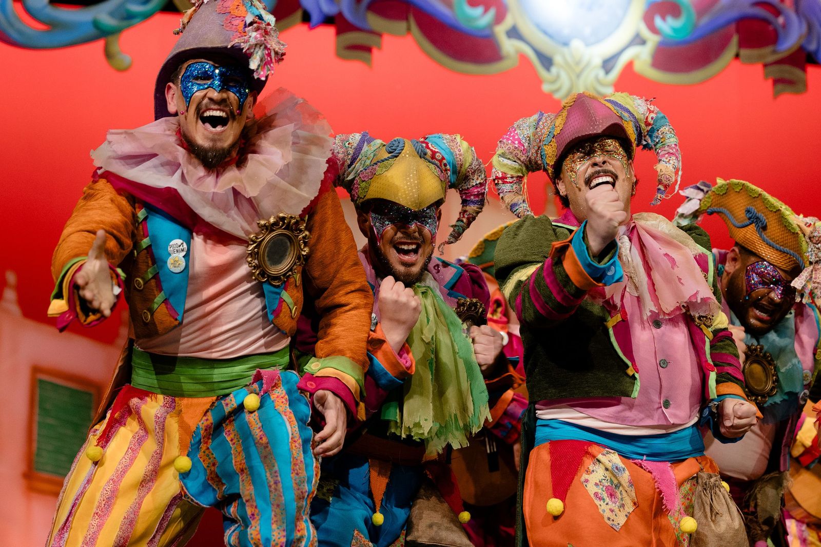 Búscate entre las mejores imágenes de la sexta sesión de cuartos de final del COAC 2026