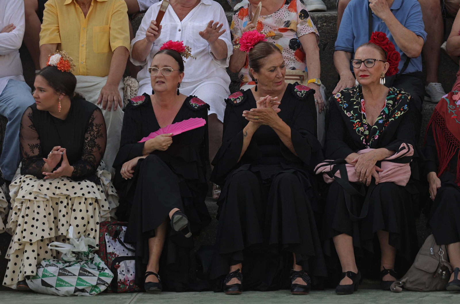 Fotos del I concurso de sevillanas 'Entre Volantes' en Algeciras