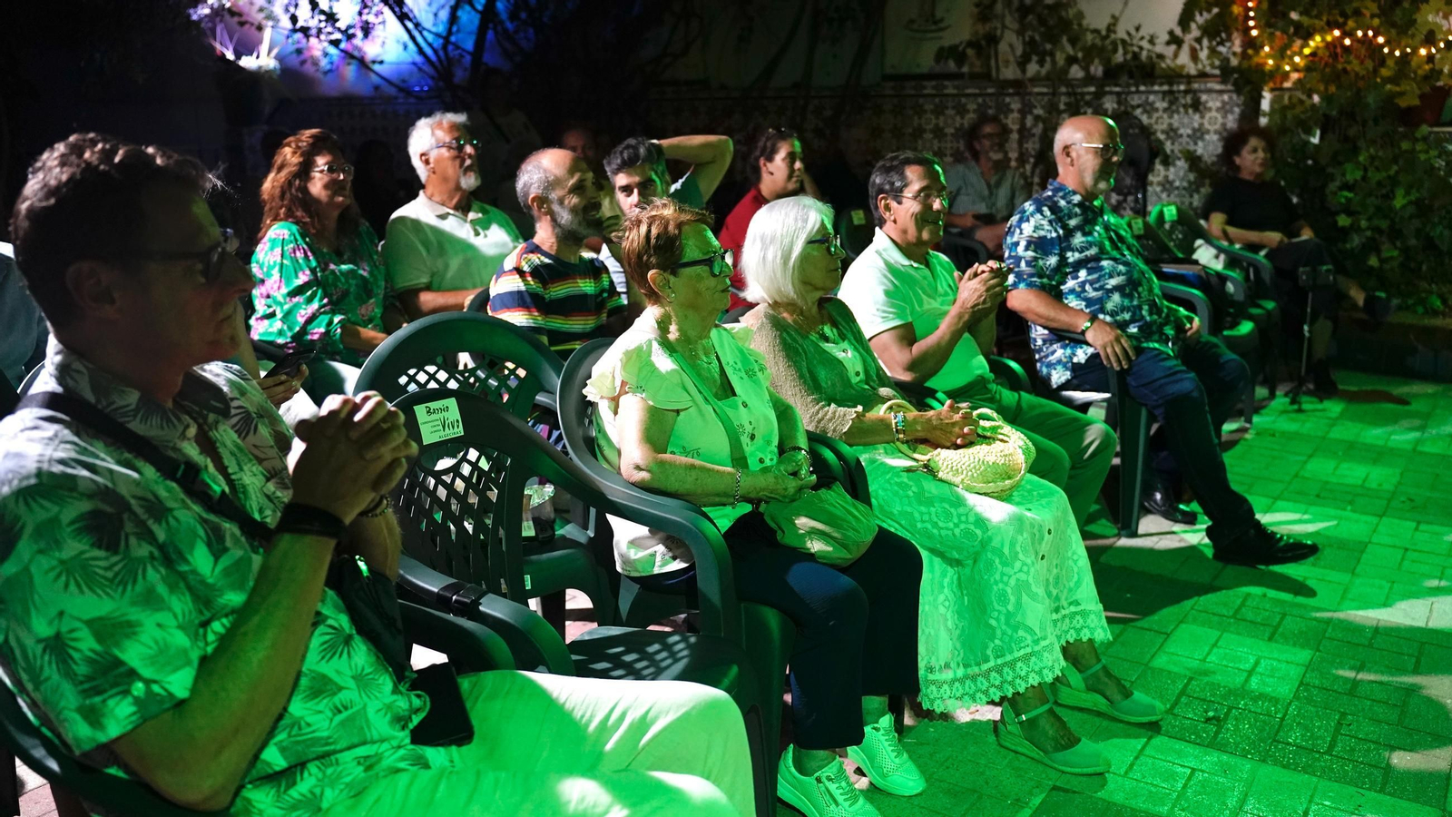 La actuación flamenca de Sirimusa en el patio de Barrio Vivo