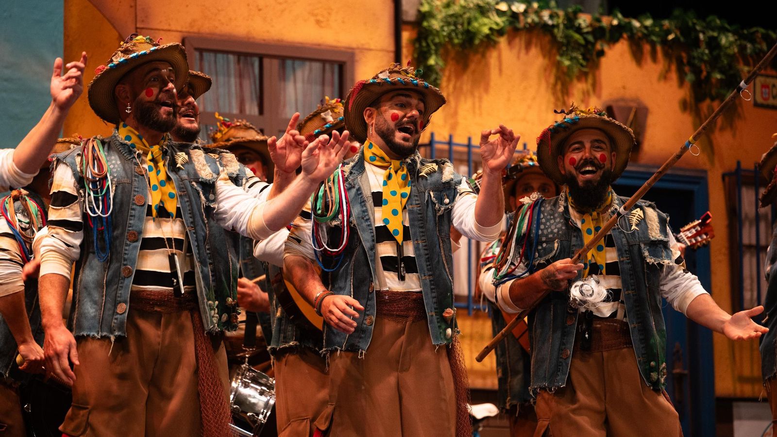 Búscate entre las mejores imágenes de la decimonovena sesión de preliminares del COAC 2025