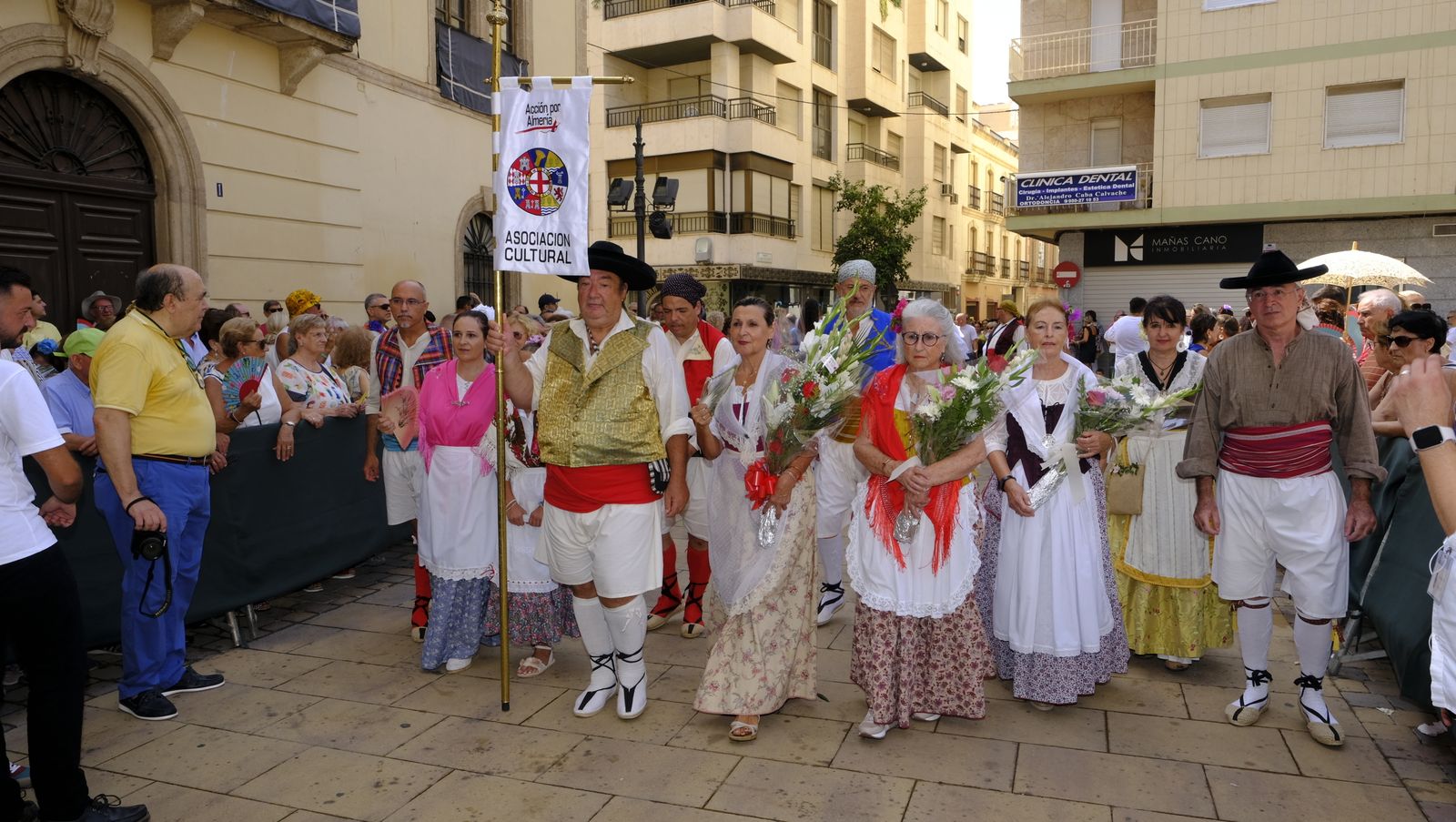 La ofrenda a la Virgen del Mar en imágenes