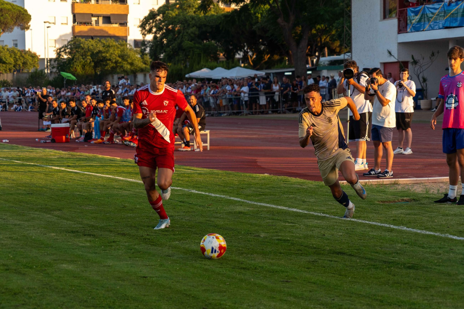 Imágenes del XXXIX Memorial Manuel González Rodríguez entre el Recreativo de Huelva - Sevilla Atlético