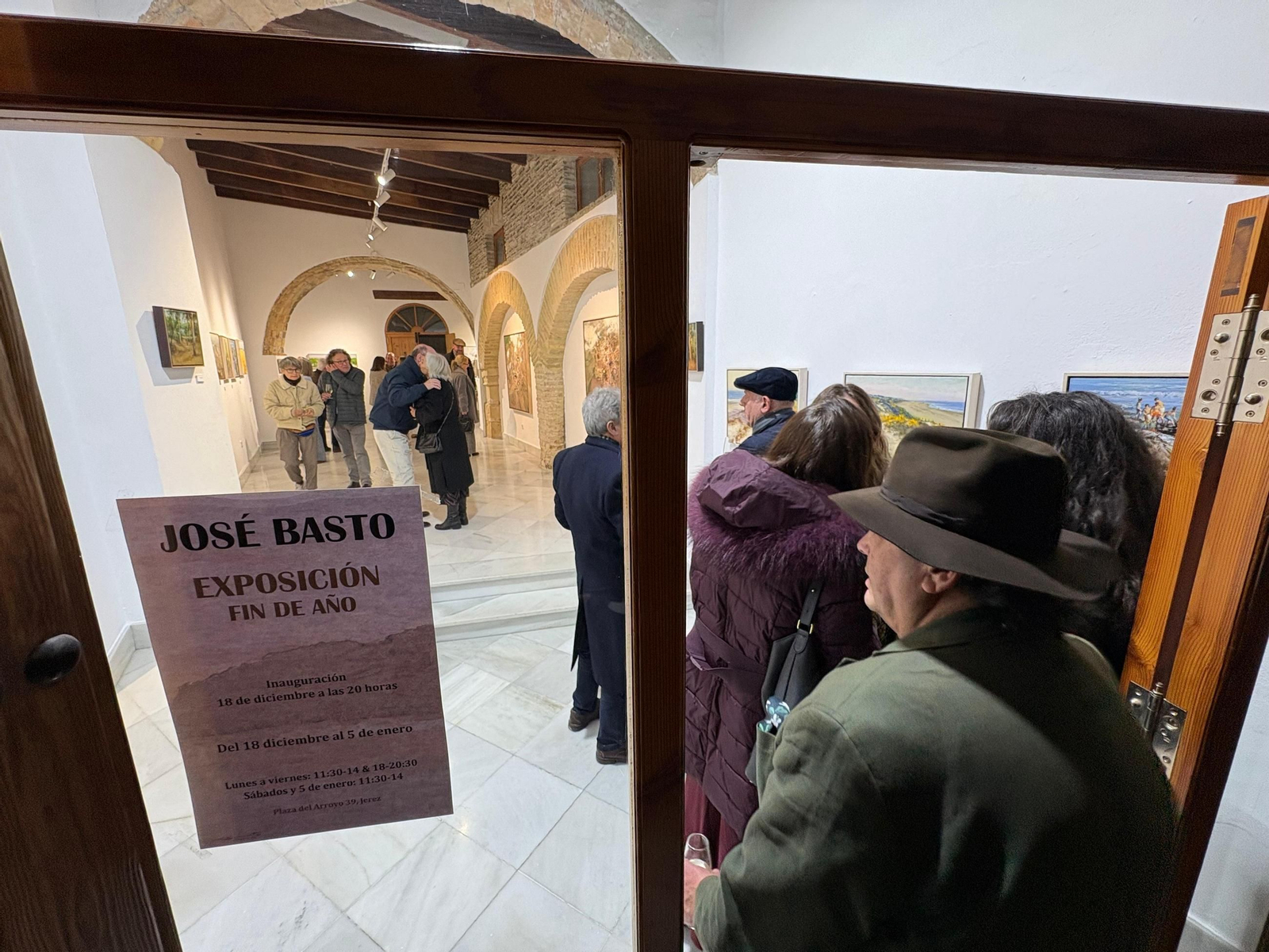 Imágenes de la inauguración de la exposición de fin de año de Pepe basto