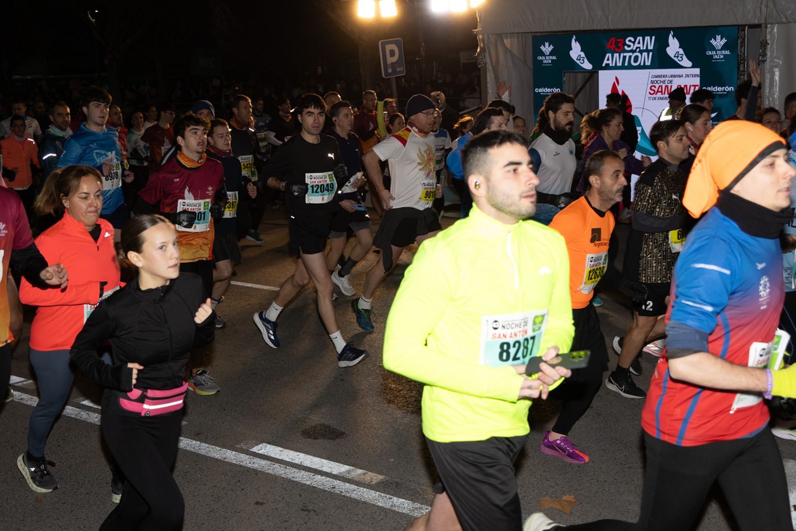Encuéntrate en la salida de la Carrera de San Antón 2026 (1), en imágenes