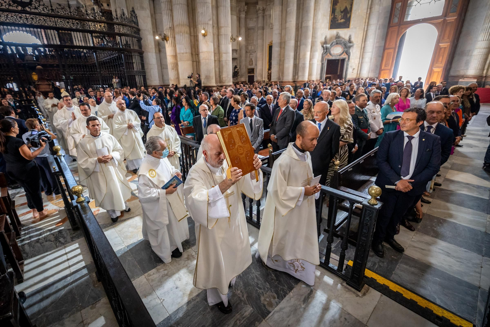 Imágenes de la coronación de la Virgen de las Penas