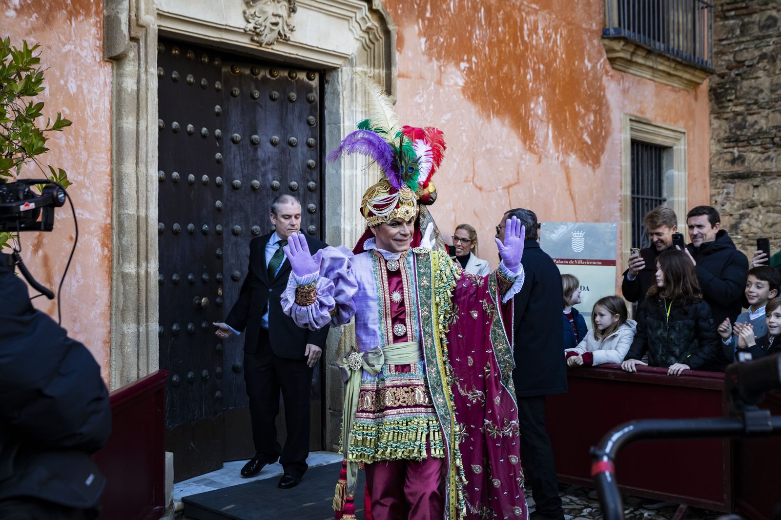 Los Reyes Magos son coronados un año más en el Alcázar de Jerez