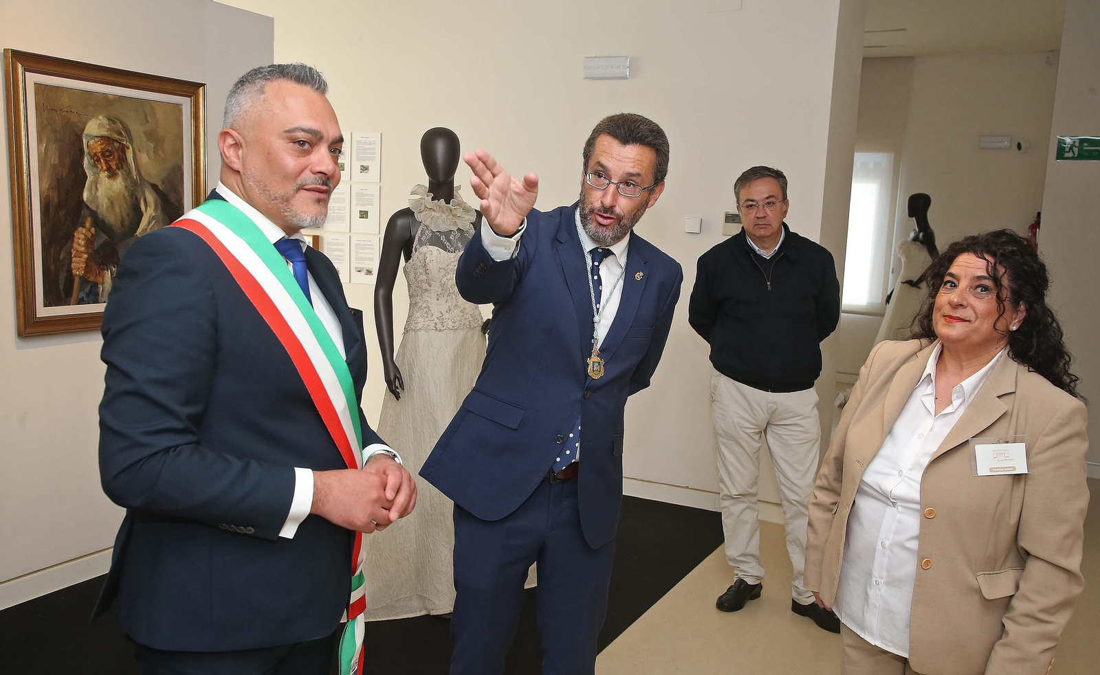 Fotos del acto de hermanamiento de La Línea con Buonabitacolo