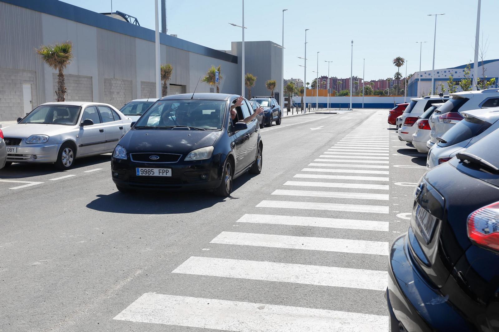 La Línea pone en marcha el aparcamiento disuasorio, en imágenes