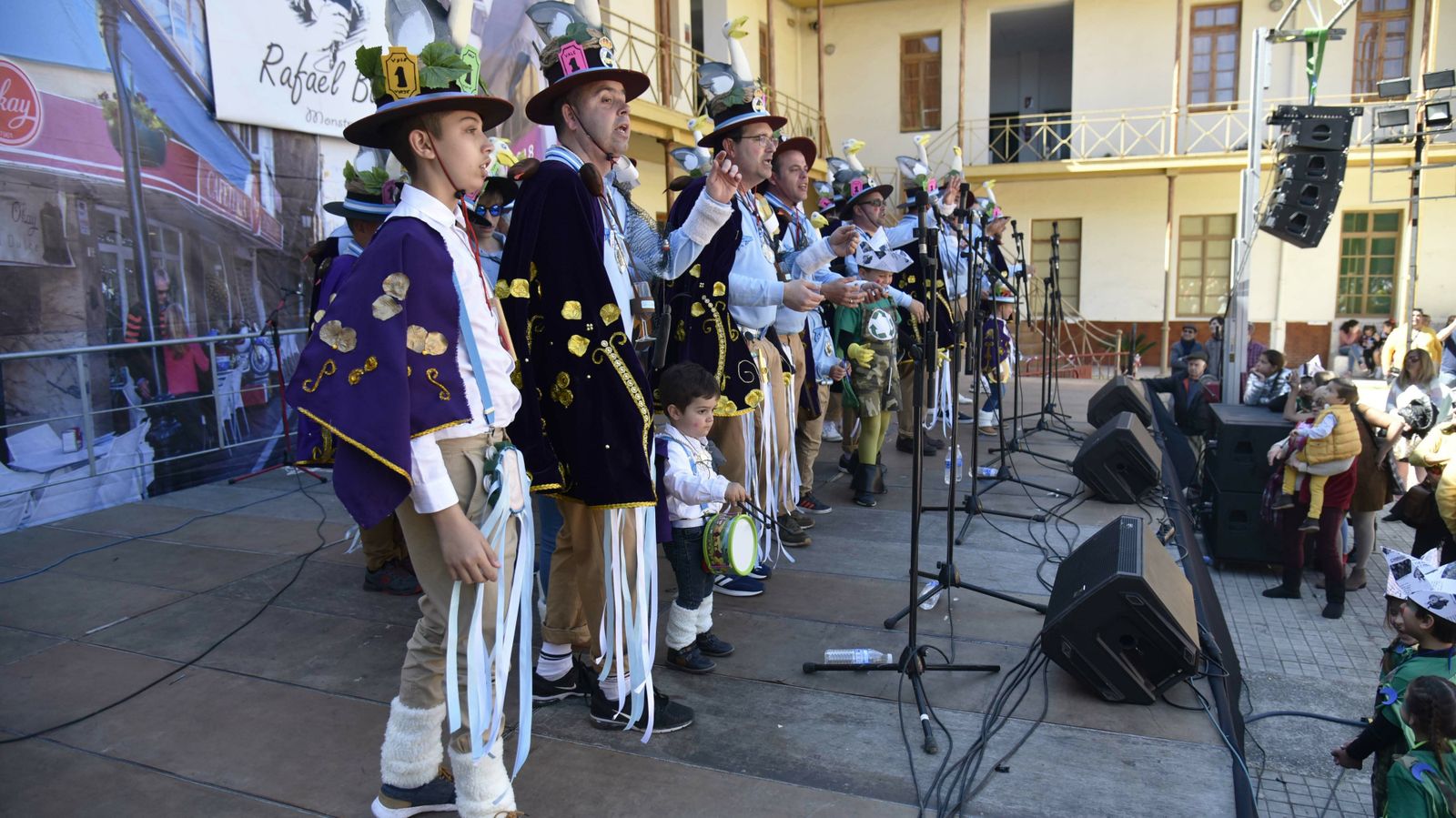 Sabado de Carnaval en La Línea